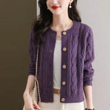 2025 Autumn And Winter Fashion Temperament Solid Color Mahjong Age Reduction Knitted Cardigan Women's Short-Sleeved Sweater Women's Coat HZ0108