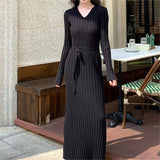 French Retro V-Necked Knitted Dress Women's Autumn And Winter New High-End Feeling Waist With Coat Bottom Skirt HZ0108
