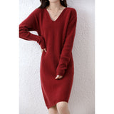 2025 Winter New V-Necked Bottom Sweater Dress Women's Long Loose Knee Straight Knitted Thick Dress HZ0108