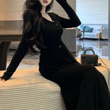 Korean Version Of Autumn And Winter New Square Long Sleeves Of Sleeves Fashion Sweater + High Waist Tight Half-Dress Knitted Two Sets Of Women HZ0108